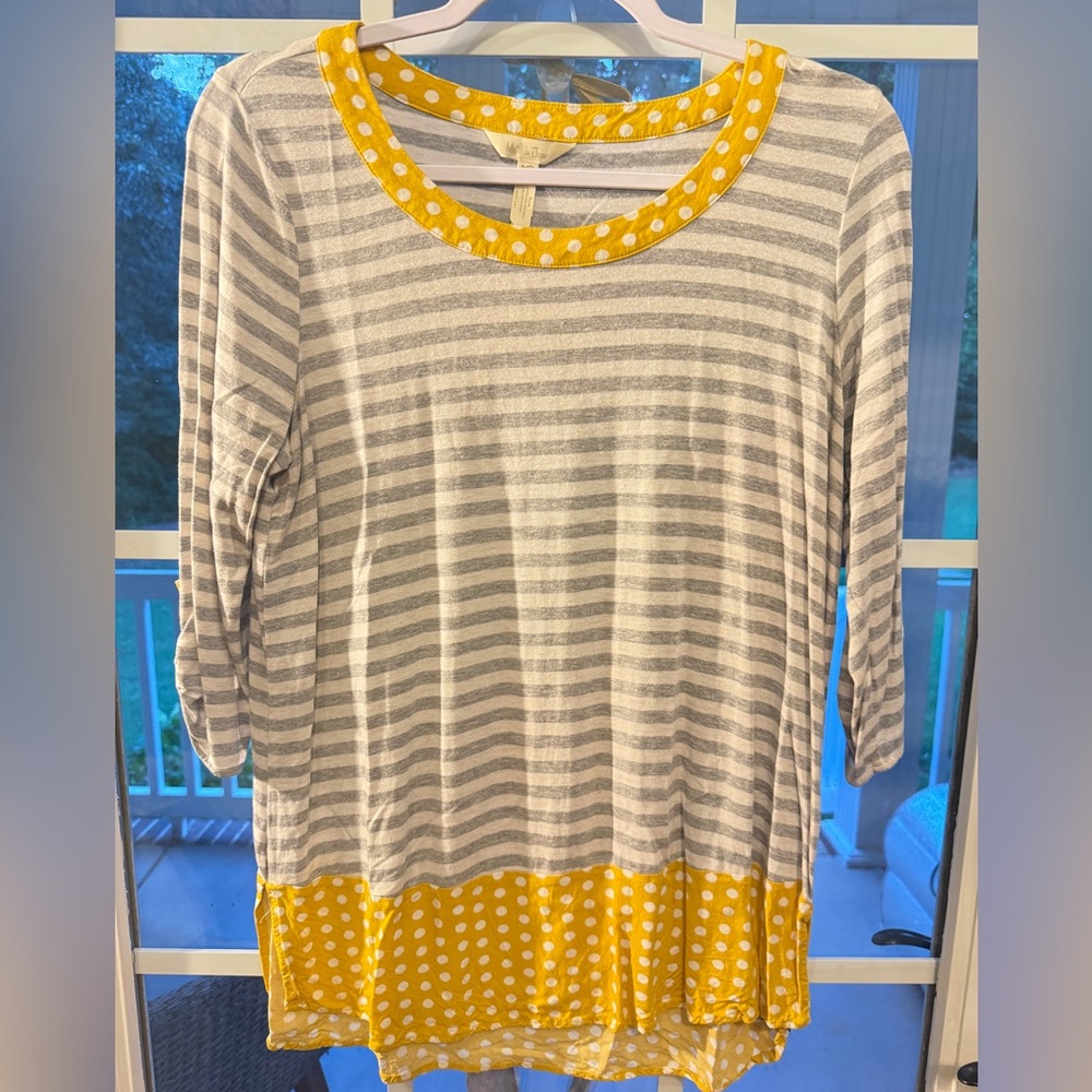 Matilda Jane Striped Gray & White Yellow Dot Scoop-Neck Women’s Top Size Small
